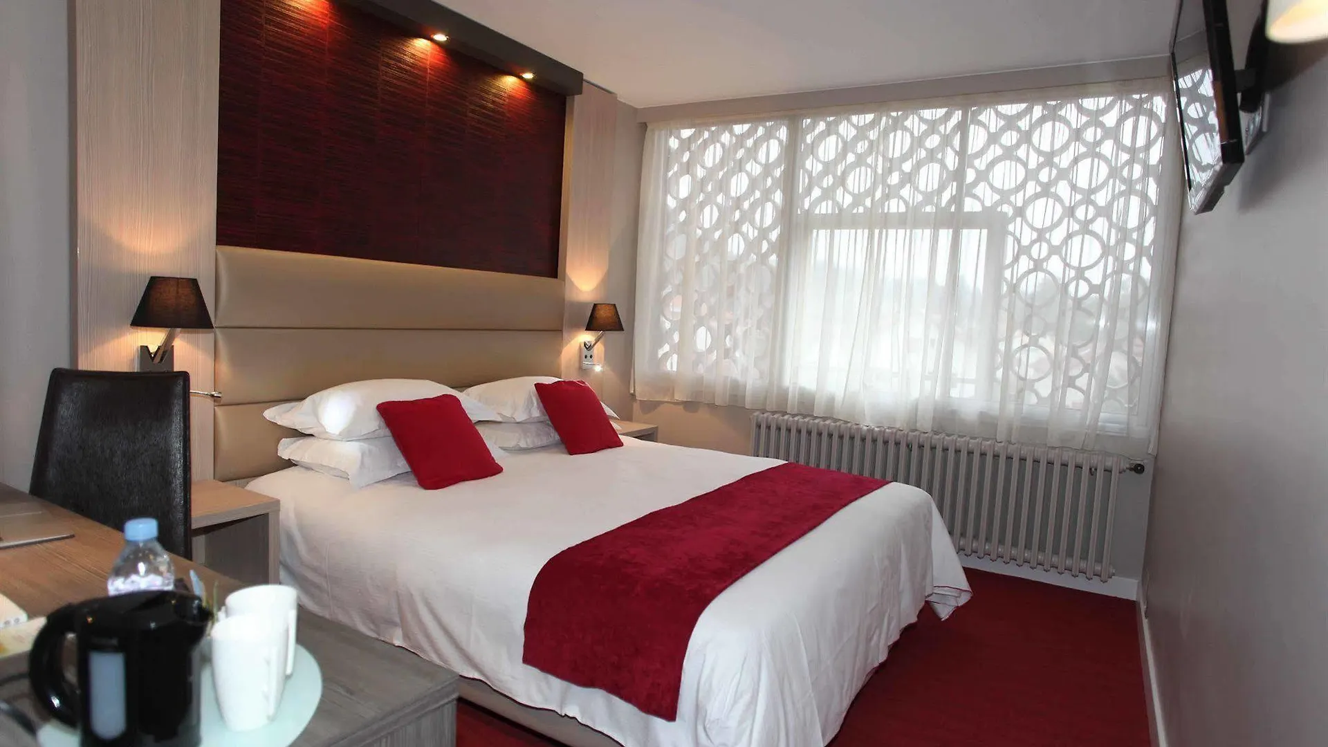 Hotel Les Trois Roses, Meylan Grenoble Fransa
